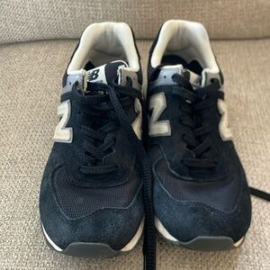 New Balance 574
Women Size 9